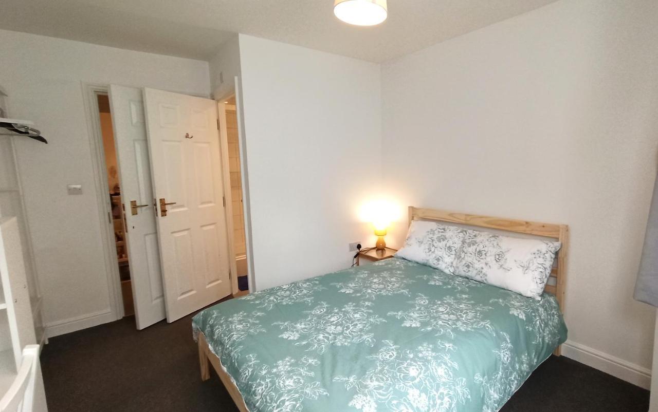 Bright, Chilled Ensuite Db Room In A Shared Flat! ลอนดอน ภายนอก รูปภาพ
