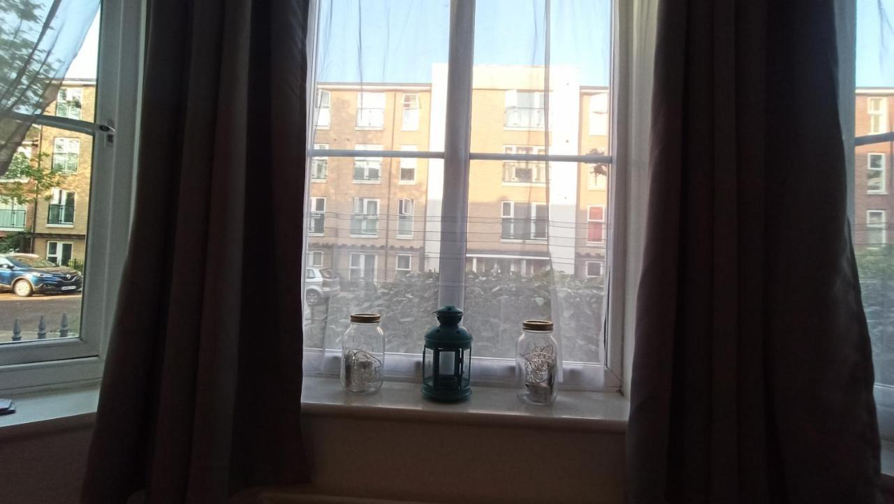 Bright, Chilled Ensuite Db Room In A Shared Flat! ลอนดอน ภายนอก รูปภาพ