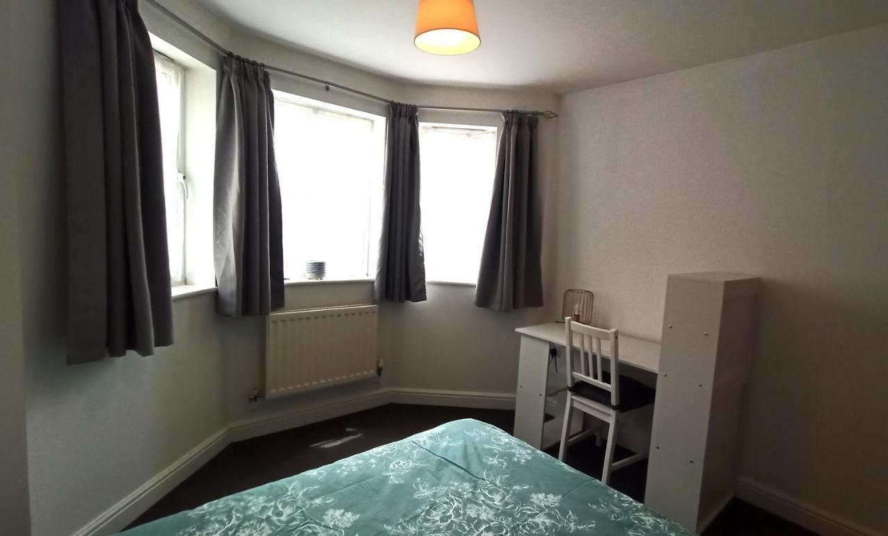 Bright, Chilled Ensuite Db Room In A Shared Flat! ลอนดอน ภายนอก รูปภาพ